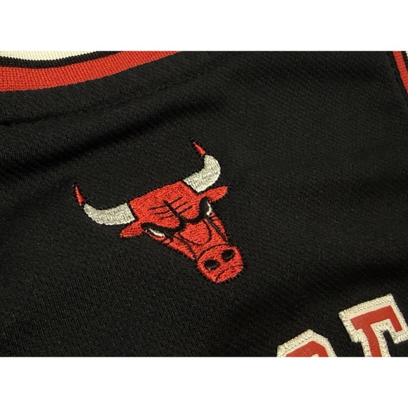 Chicago Bulls Derrick Rose #1 Youth Medium Adidas NBA Jersey Black Swingman Sewn - Picture 11 of 11